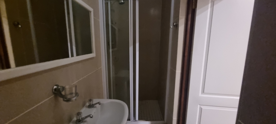 To Let 4 Bedroom Property for Rent in Seemeeu Park Western Cape